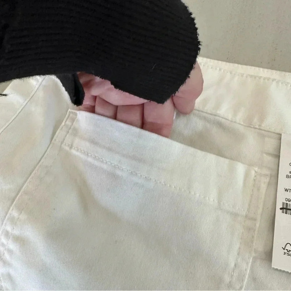 J. Crew New Patch-Pocket Chino Short Women's White Cotton Button Front Sz 14 NWT - Picture 5 of 9